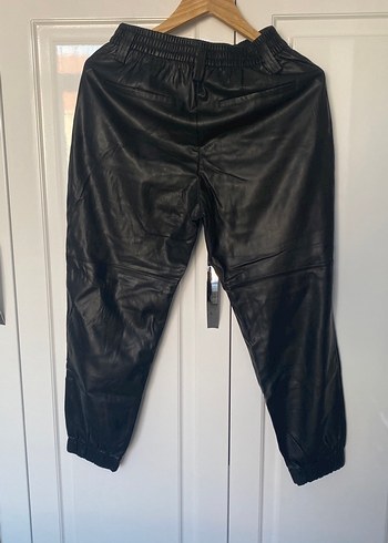 Bershka Siyah Deri bayan pantolon