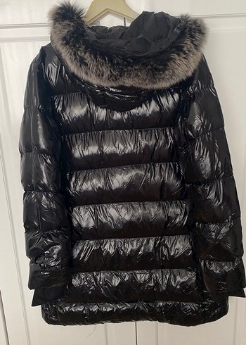 Kürk Detaylı Siyah Kadın Kışlık Mont - Görsel 3