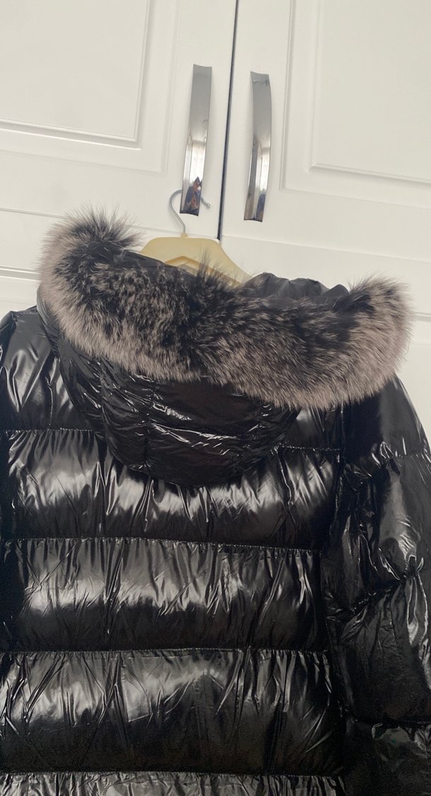 Kürk Detaylı Siyah Kadın Kışlık Mont - Görsel 4