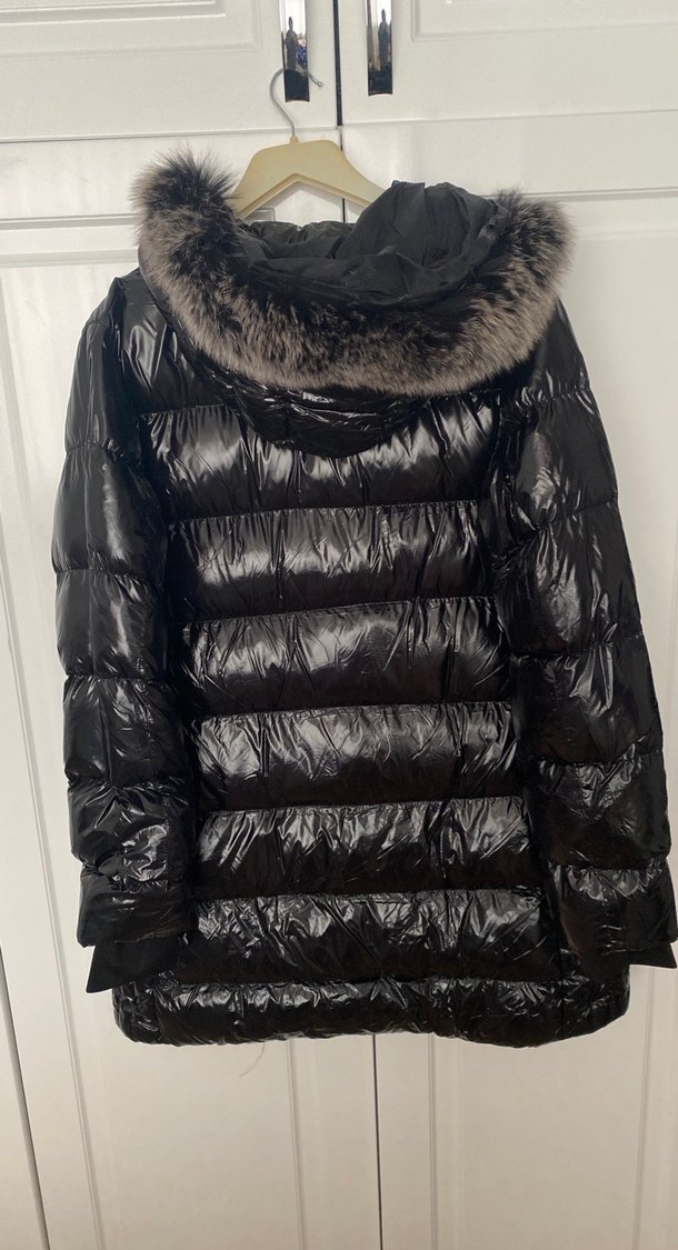 Kürk Detaylı Siyah Kadın Kışlık Mont - Görsel 3