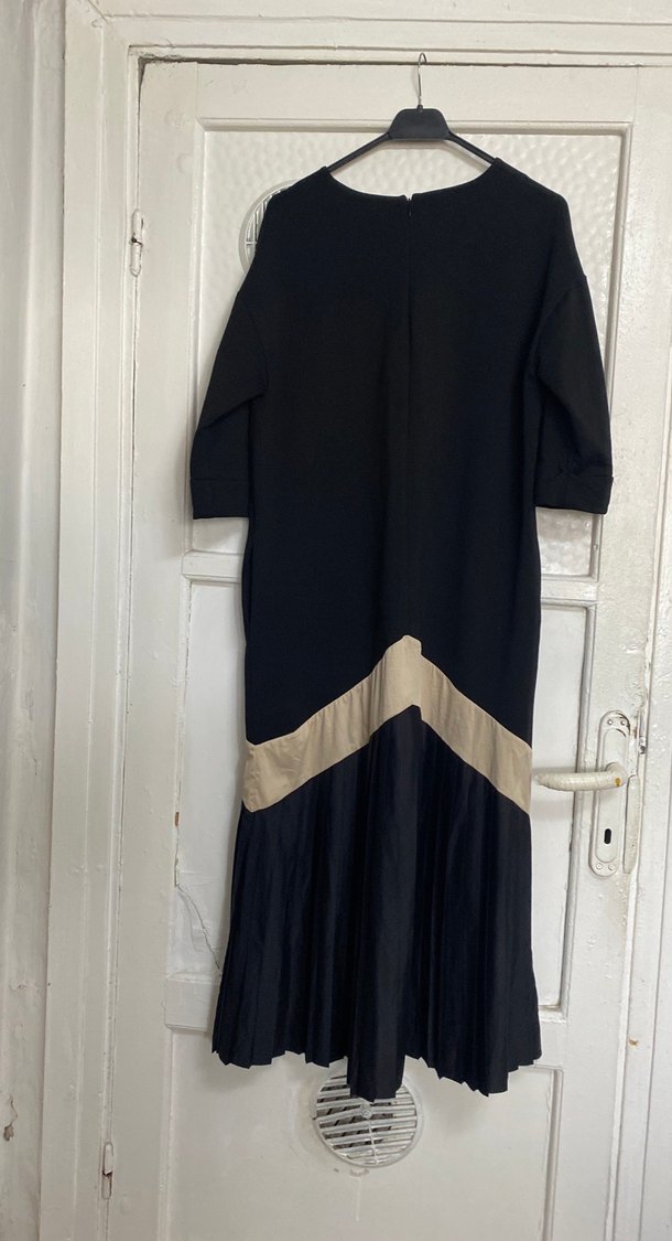 Siyah Pilili Uzun Keten Elbise - Görsel 4