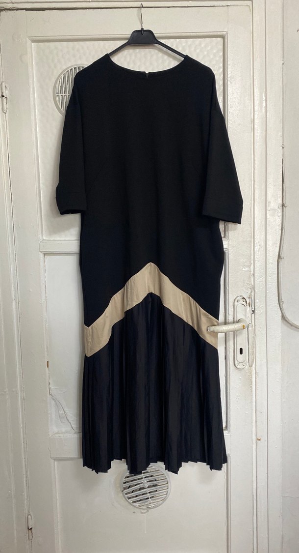 Siyah Pilili Uzun Keten Elbise - Görsel 2