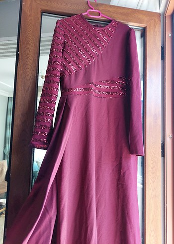 Bordo İşlemeli Uzun Abiye Elbise 38 Beden - Görsel 5