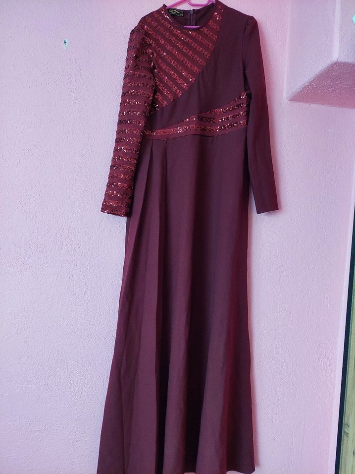 Bordo İşlemeli Uzun Abiye Elbise 38 Beden - Görsel 4