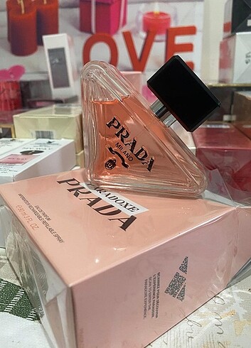 PRADA PARADOXE