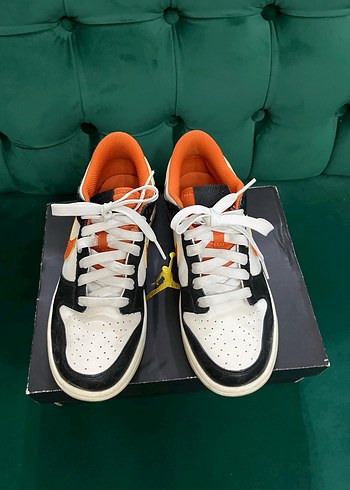 Nike turuncu Siyah Kadın Bağcıklı Spor Ayakkabı - Görsel 3