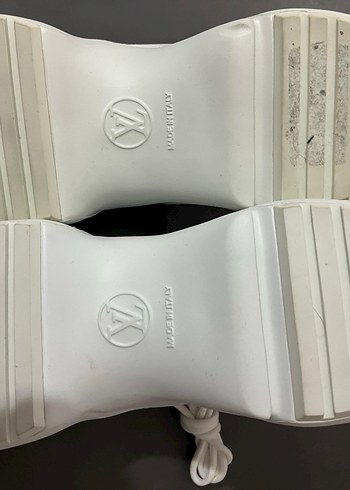 Louis vuitton orijinal kadın ayakkabı - Görsel 3