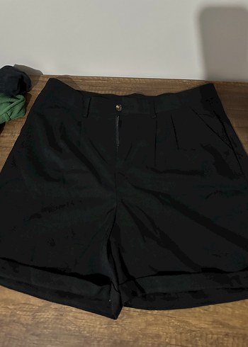 Zara Düğmeli Siyah Yüksek Bel Mini Şort