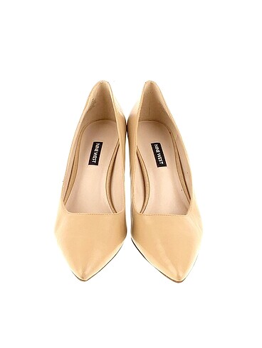 40 Beden Nine West Stiletto %70 İndirimli.