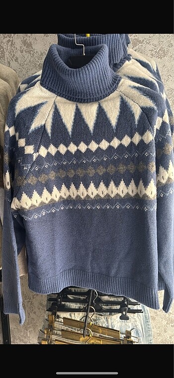 Mavi Jeans Boğazlı Kazak