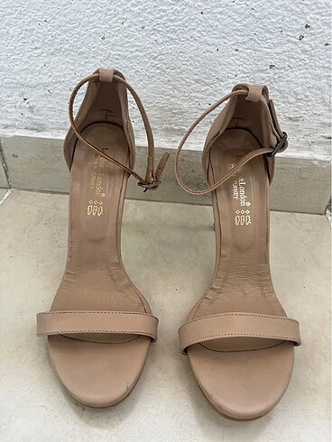 Stiletto