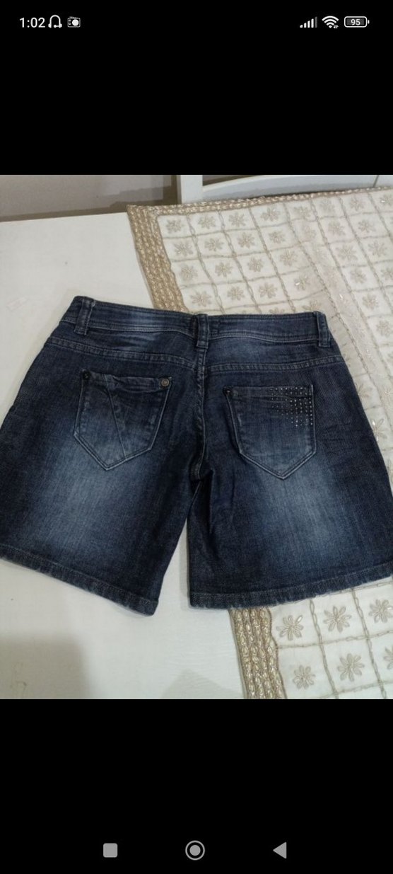 Bershka Mini Kot Şort - Görsel 3