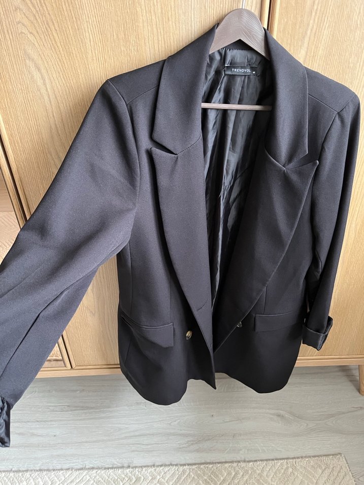 Kadın Siyah Düğmeli Midi Blazer Ceket - Görsel 4