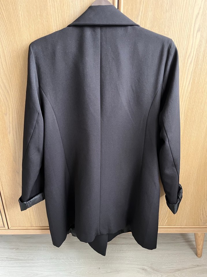 Kadın Siyah Düğmeli Midi Blazer Ceket - Görsel 5