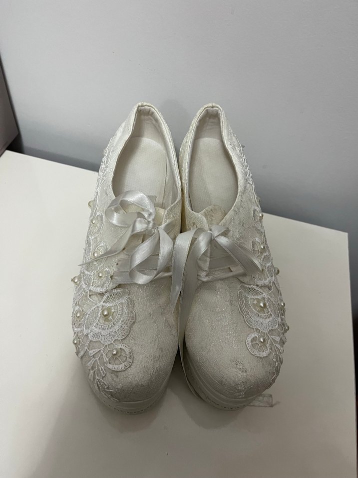 Dantel & İnci Detaylı Dolgu Taban Ayakkabı - Görsel 3
