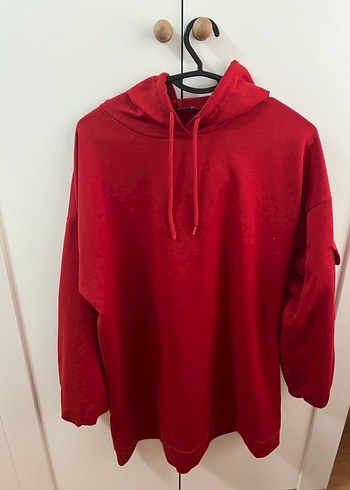 Kırmızı Kapüşonlu Sweatshirt - Görsel 3