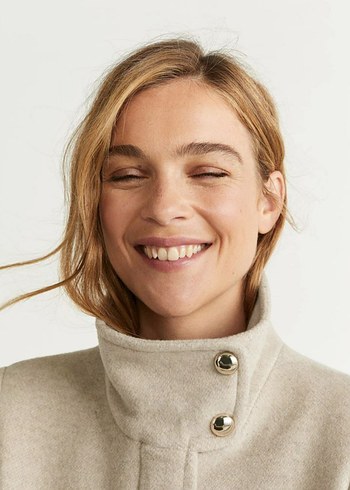 Mango dik yaka bej kaban - Görsel 3