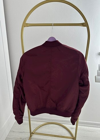 s Beden Pull and Bear Bordo Fermuarlı Kadın Bomber Ceket