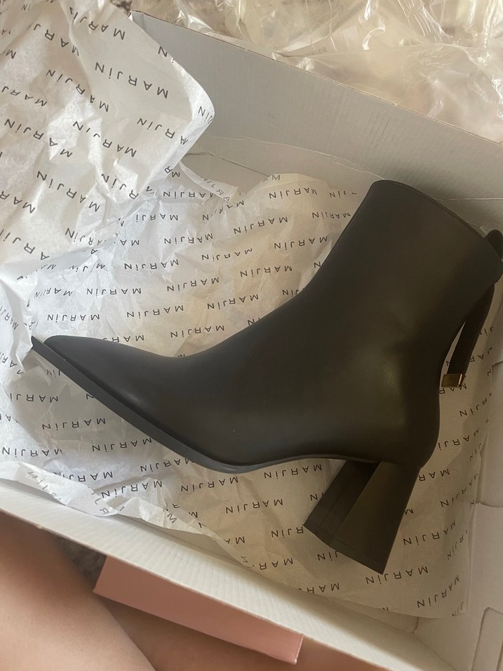 Siyah Deri Tokalı Stiletto Topuklu Kadın Bot - Görsel 5