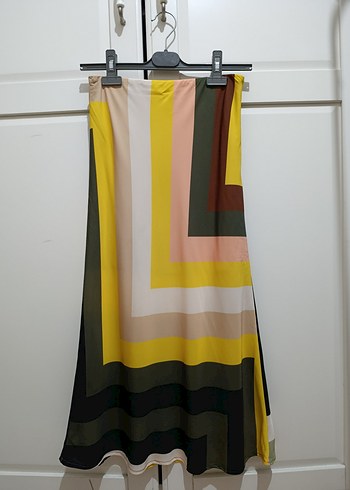 Çok Renkli Kadın Çizgili Etek - Görsel 2