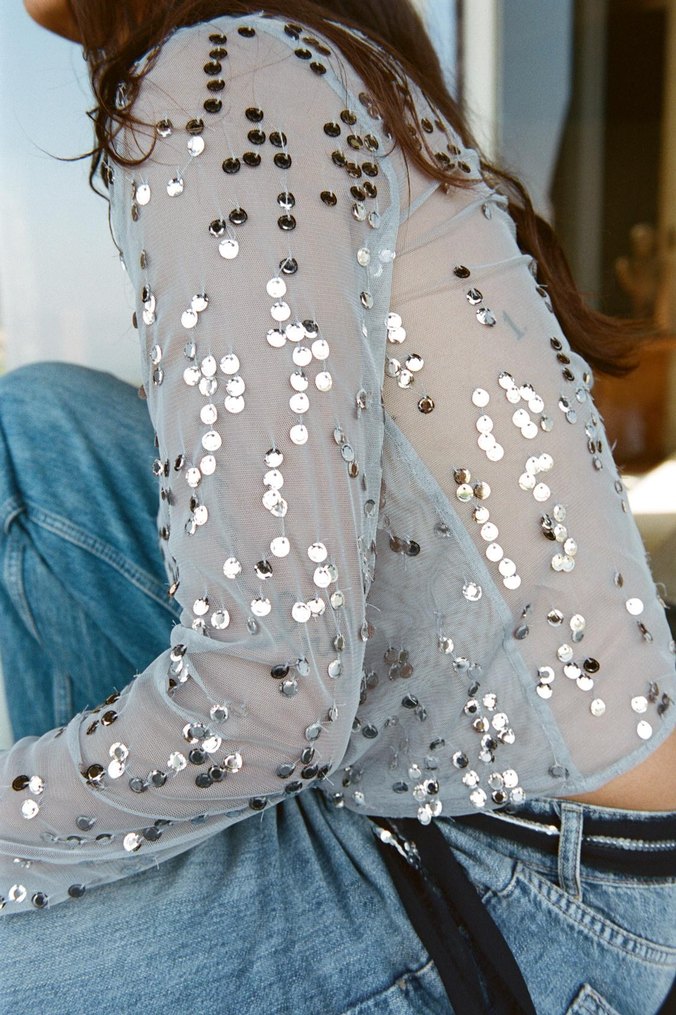 Zara Pullu Transparan Crop T-shirt Bluz - Görsel 3