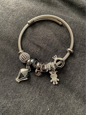 Charm Bileklik