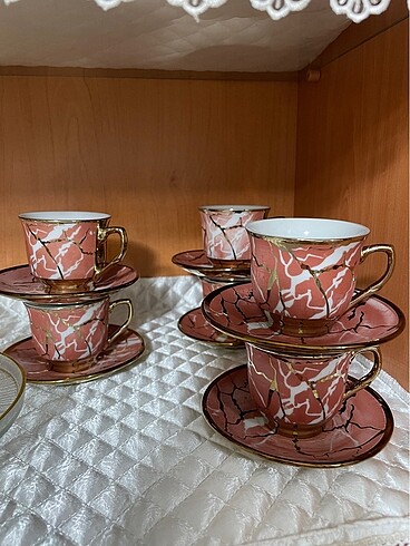 Altı kişilik kahve fincanı