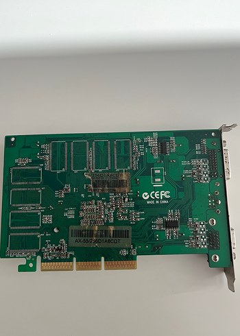 Diğer FX5500-8X Grafik Kartı
