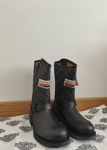 Siyah Kadın Harley Davidson Tokalı Biker Bot - Görsel 2