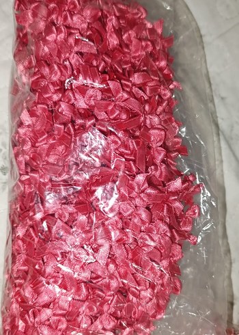 Pembe Parlak kurdele