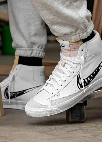 Nike nike blazer mid 77 sketc