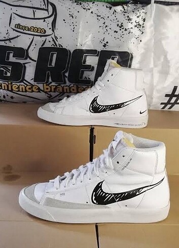 40 Beden nike blazer mid 77 sketc