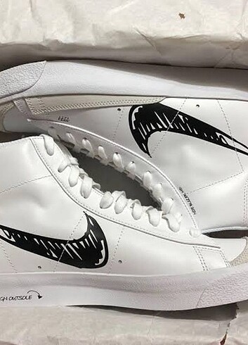 40 Beden beyaz Renk nike blazer mid 77 sketc
