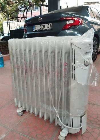 Beden Beyaz ve gri yağlı radyatör ısıtıcı