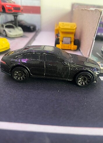 Beden Matchbox mersedes amg c63