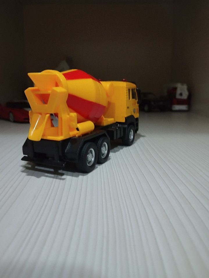 Renkli Sarı Mikser Oyuncak Kamyon - Görsel 2