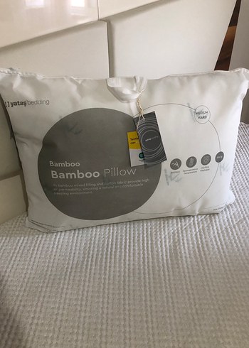 Bambu Dolgulu Beyaz Gri Baskılı Yastık