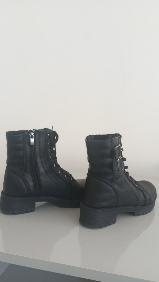 Tokalı Siyah Deri Punk Botlar - Görsel 2