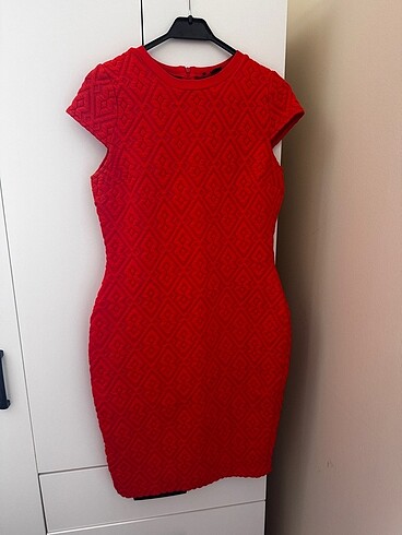 River Island Dokulu Elbise