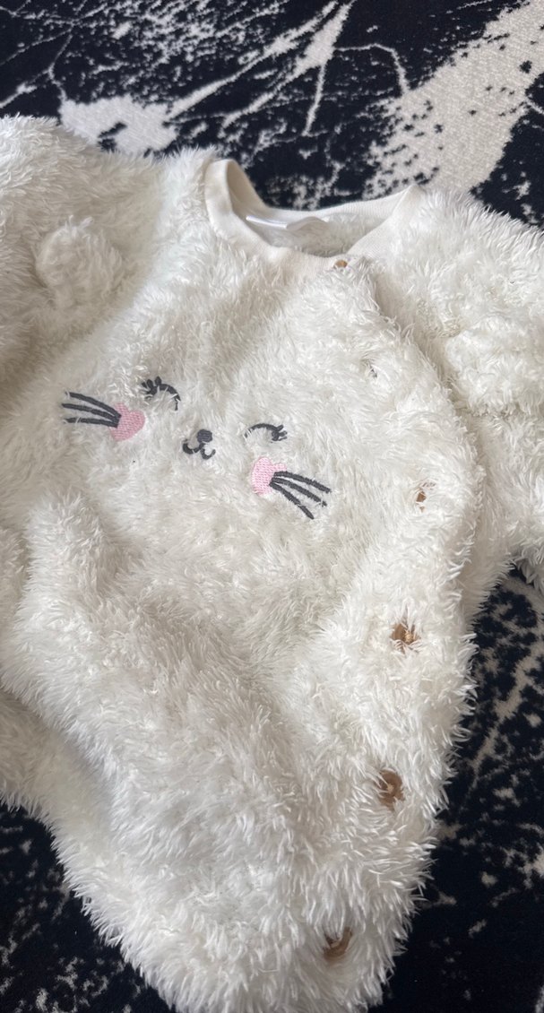 Beyaz Peluş Alt Üst Takım Lcw - Görsel 2