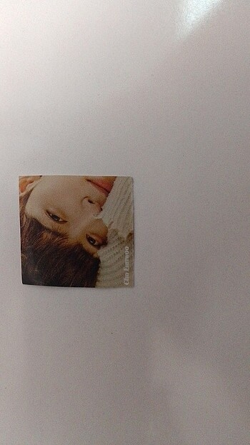 Kpop erkek arkası yapışkanlı sticker