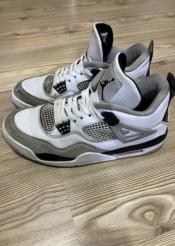 Nike Air Jordan 4 Retro - Görsel 3