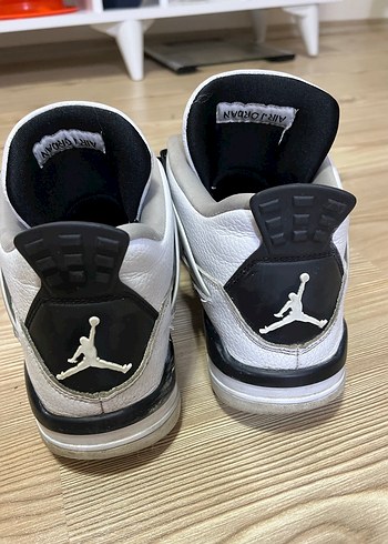Nike Air Jordan 4 Retro - Görsel 4