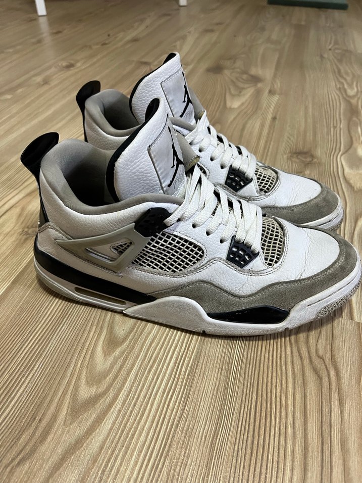 Nike Air Jordan 4 Retro - Görsel 2
