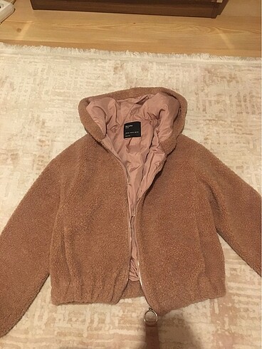 Bershka bomber