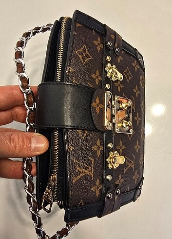 Beden kahverengi Renk Louis Vuitton kol ve el çantası