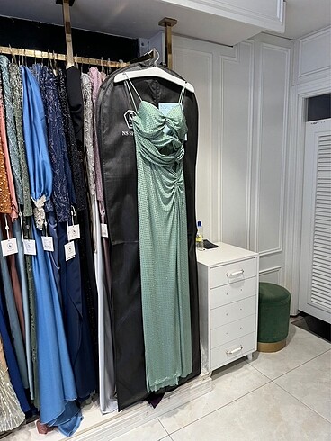 34 Beden yeşil Renk NS SPOSA GECE ELBİSESİ