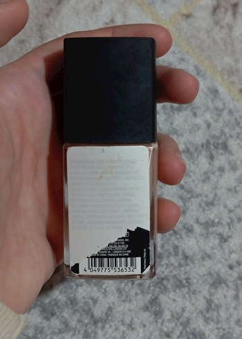 Wet n Wild Mat Fondöten - Görsel 2