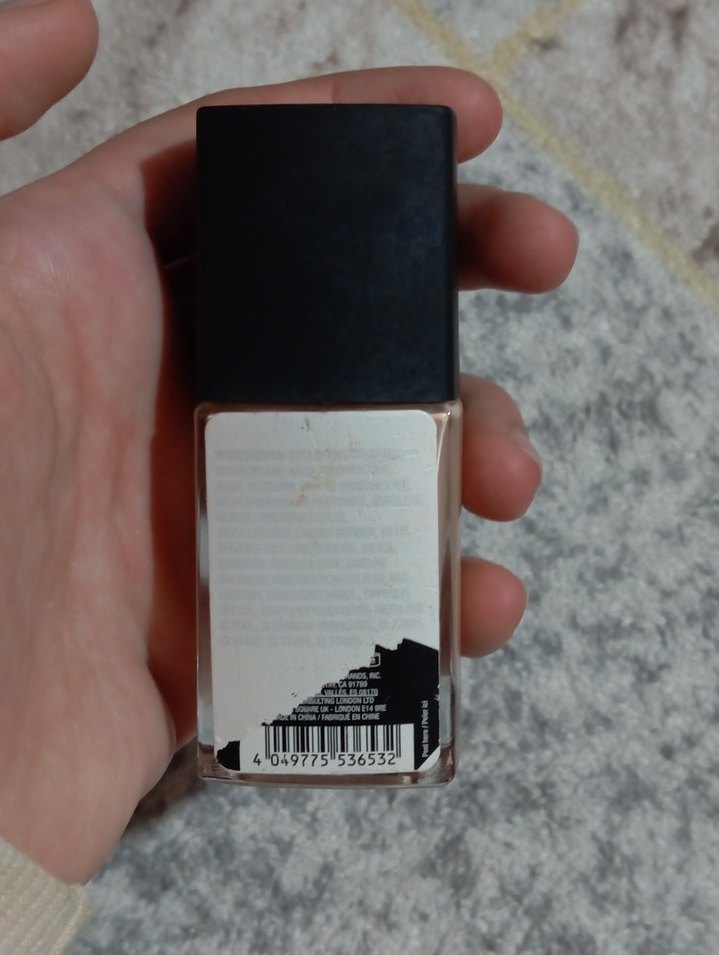 Wet n Wild Mat Fondöten - Görsel 2