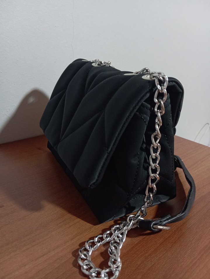 Zincir Detaylı Siyah Kadın Çanta - Görsel 4